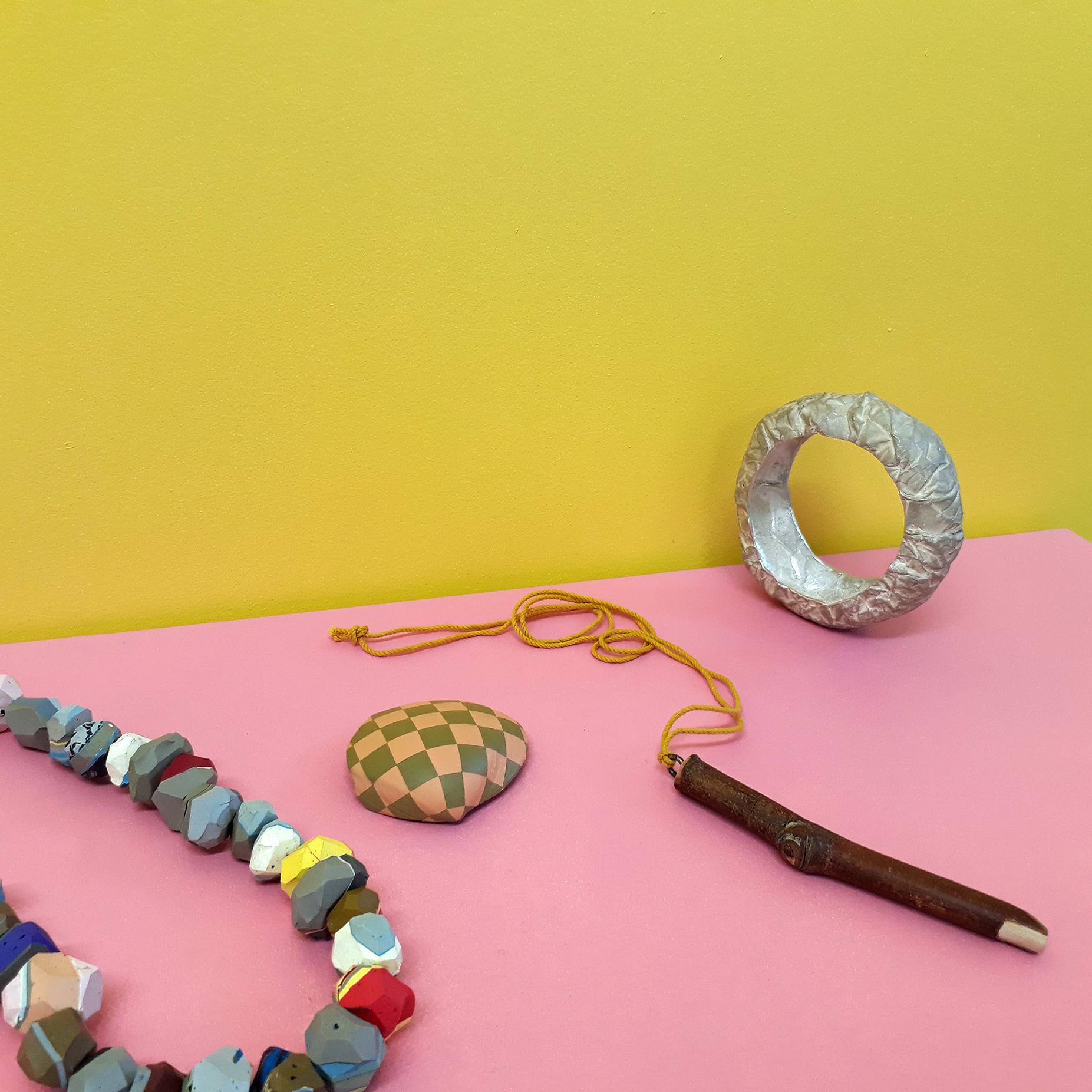 THE JEWEL AND THE JEWELLER